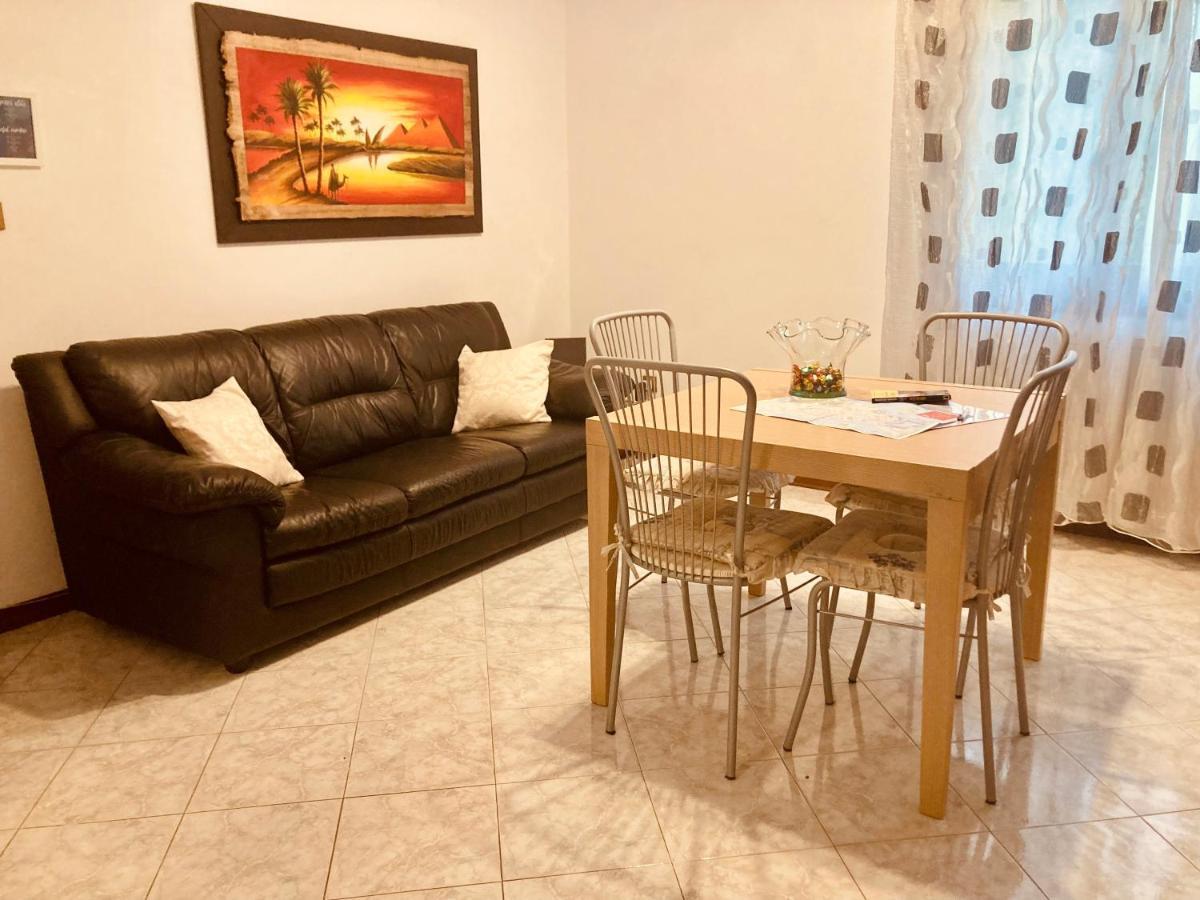 Ai Do Fradei Apartment Mestre Luaran gambar